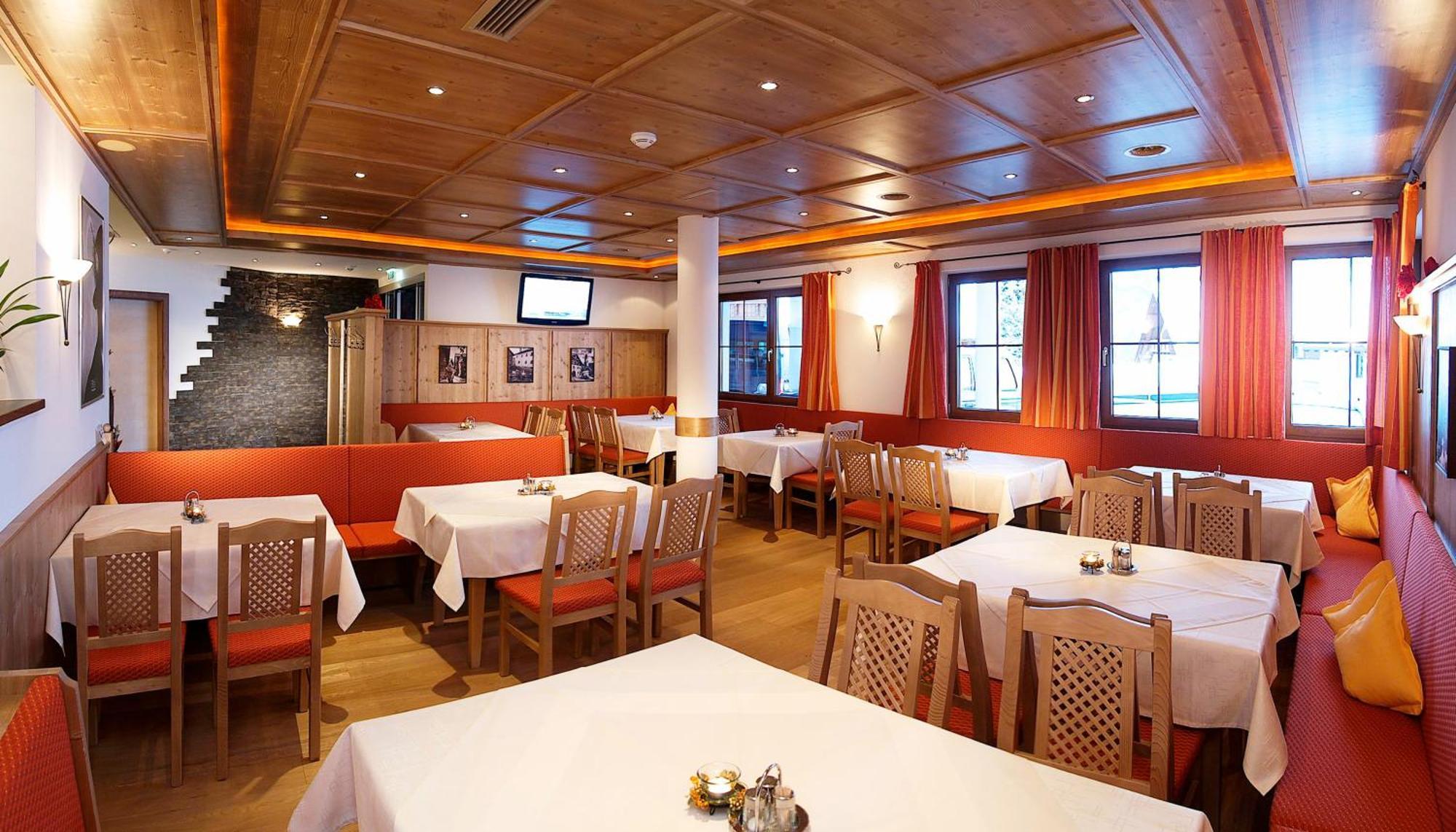 Apart-Hotel Aurora Fiss Eksteriør billede