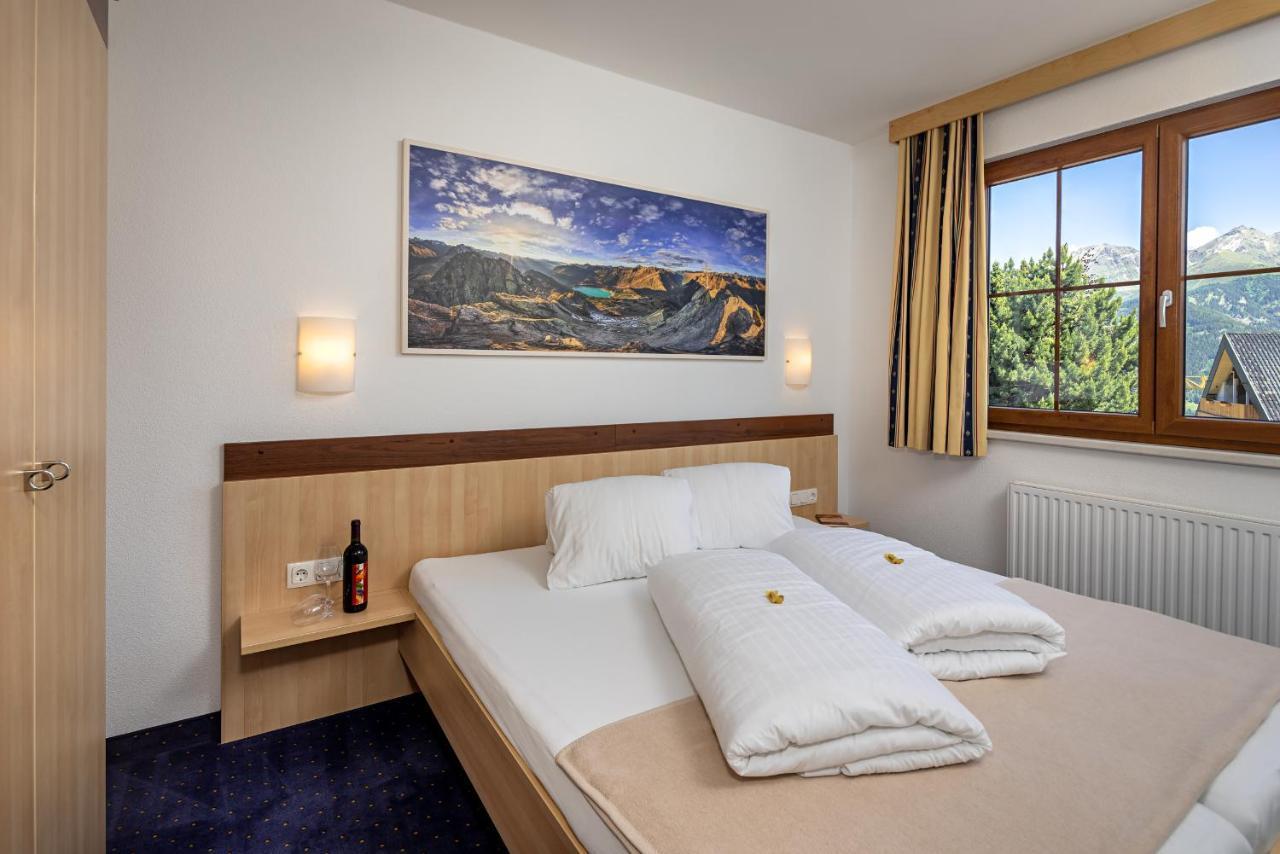 Apart-Hotel Aurora Fiss Eksteriør billede