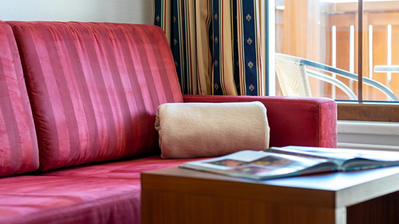 Apart-Hotel Aurora Fiss Eksteriør billede