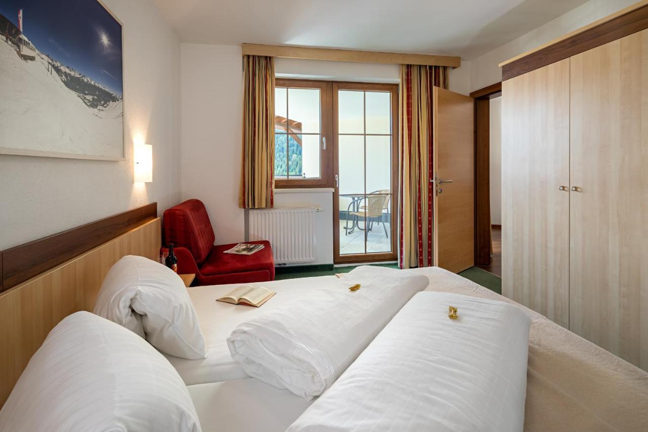 Apart-Hotel Aurora Fiss Eksteriør billede