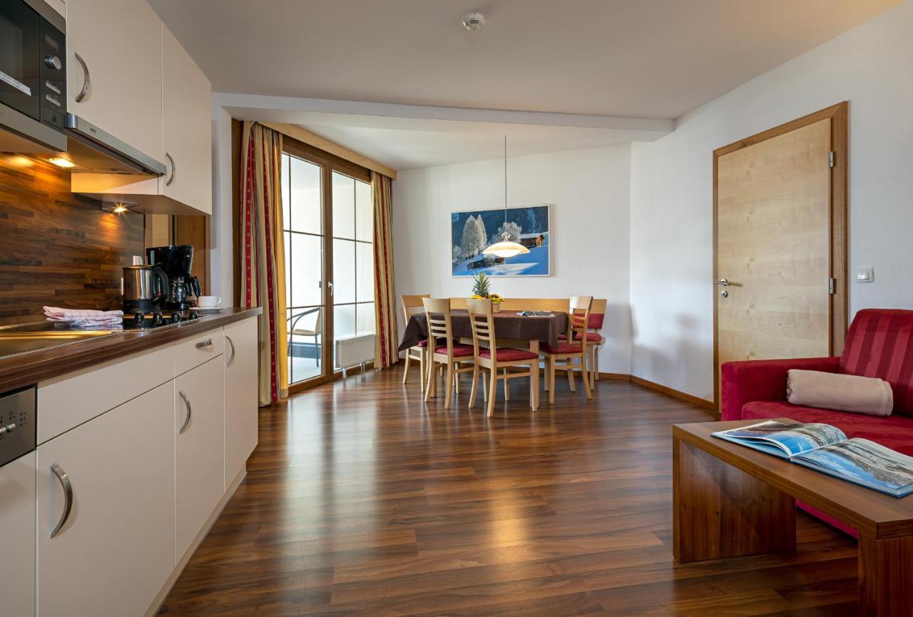Apart-Hotel Aurora Fiss Eksteriør billede